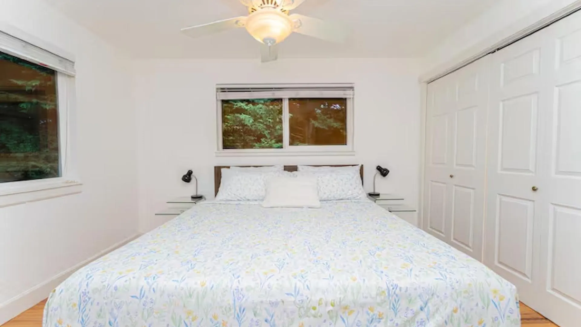 Mercer Island Boutique Stay Hotel